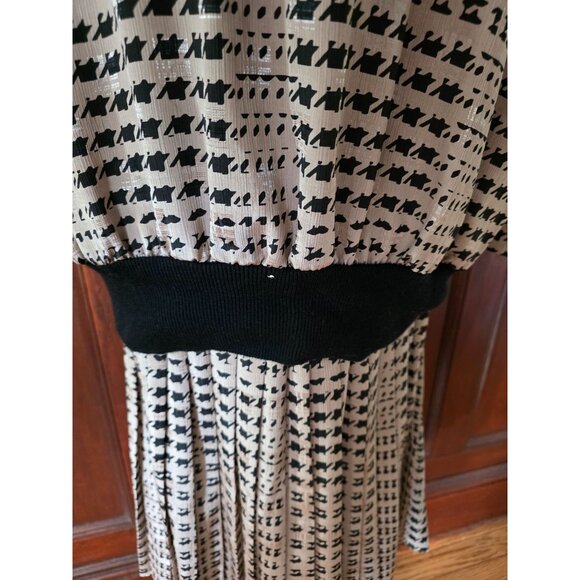 Vintage V.I.P. Plus Womens Dress Pattern Pleated Skirt Black & Beige Size 20 - Picture 3 of 9